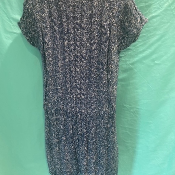 Sweater Dress Size Medium - Picture 6 of 14